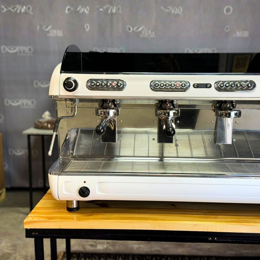 Sanremo Verona Multiboiler (3 группы) аренда профессиональной кофеварки