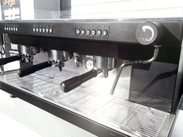 Sanremo ZOE трипостова професійна кавова машина