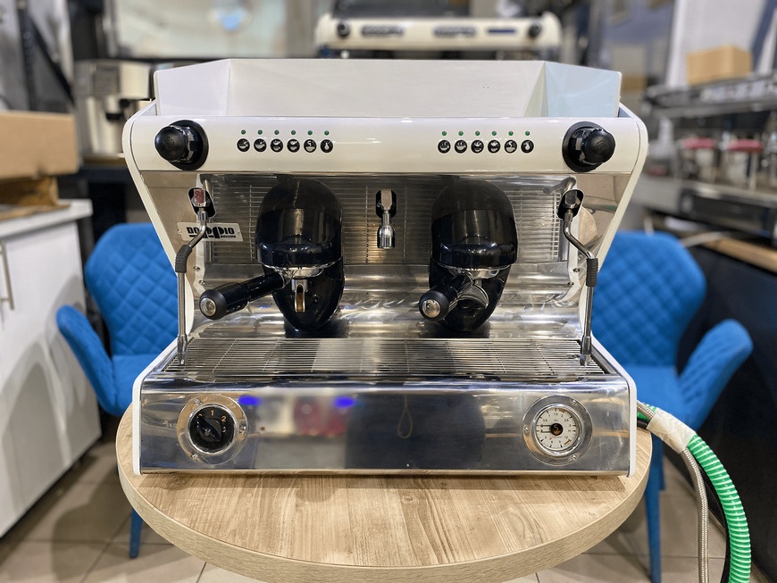 Sanremo Milano двопостова професійна кавова машина біла