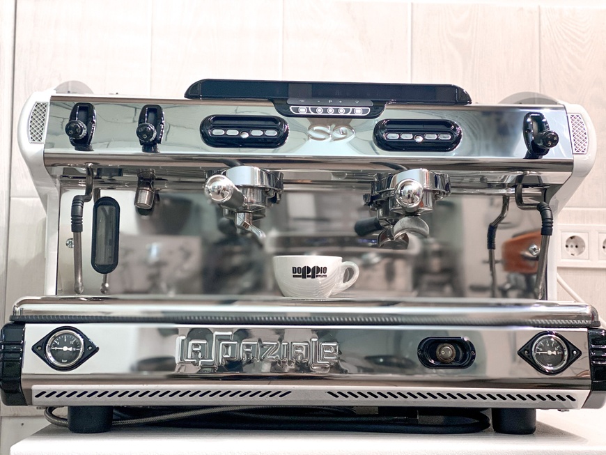 La Spaziale S9 EK 2GR двопостова професійна кавомашина
