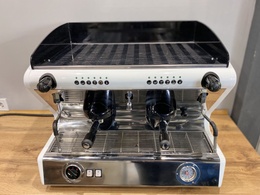 Sanremo Milano двопостова професійна кавова машина біла