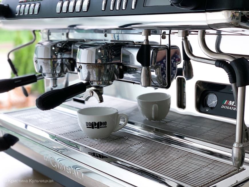 La Cimbali M39 двопостова професійна кавоварка
